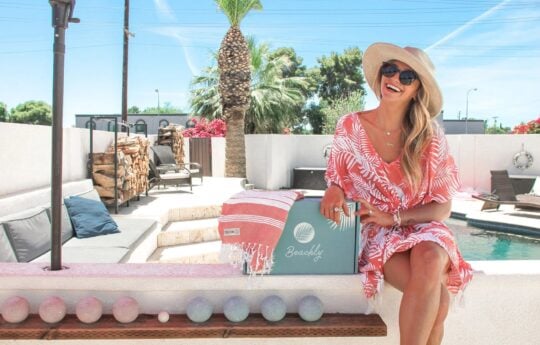 2023 Beachly Reviews: This Subscription Box Serves Summer Vibes All Year